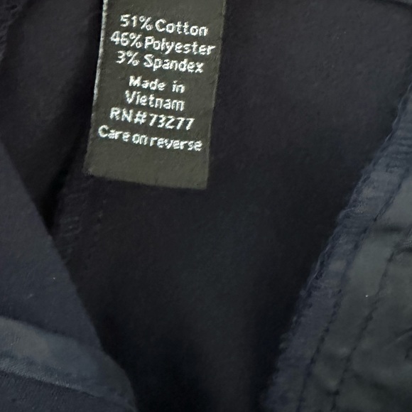 ⚡️5 for $25 item! Apt 9 navy work capris size 12P - Picture 4 of 5